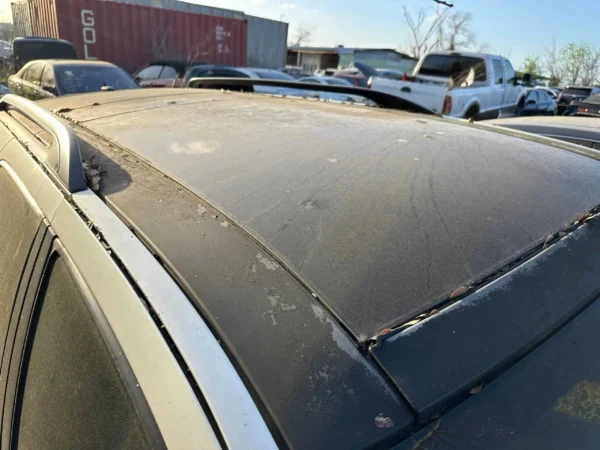 Cadillac SRX 2005 White Used Parts - Image 5