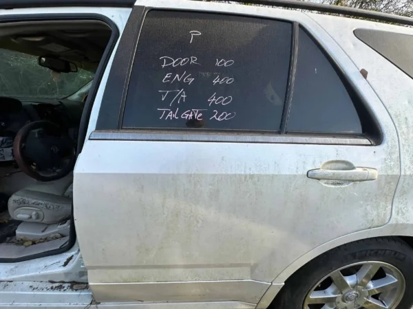 Cadillac SRX 2005 White Used Parts - Image 8