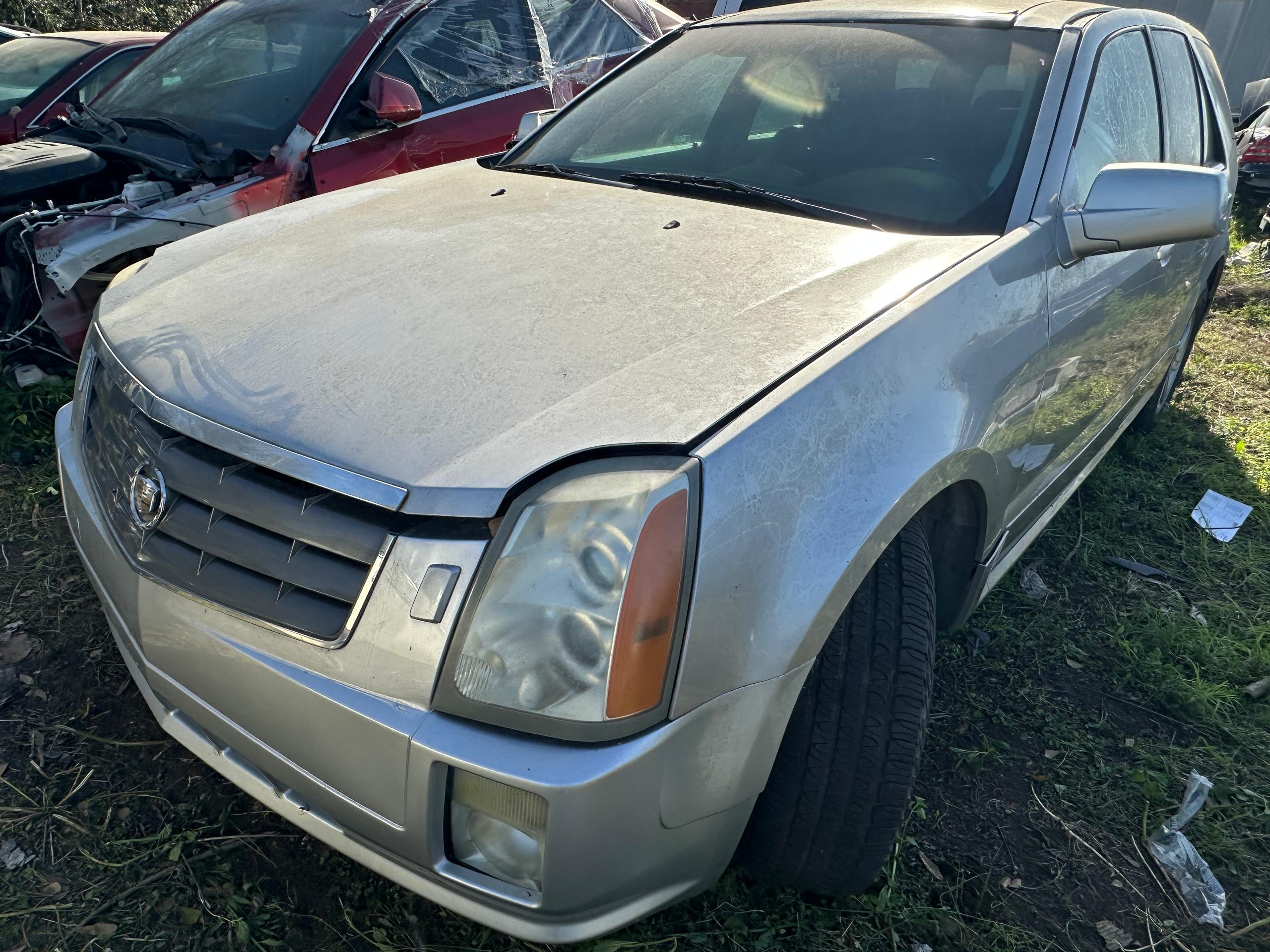2004 Cadillac SRX Silver Used Parts - Image 7