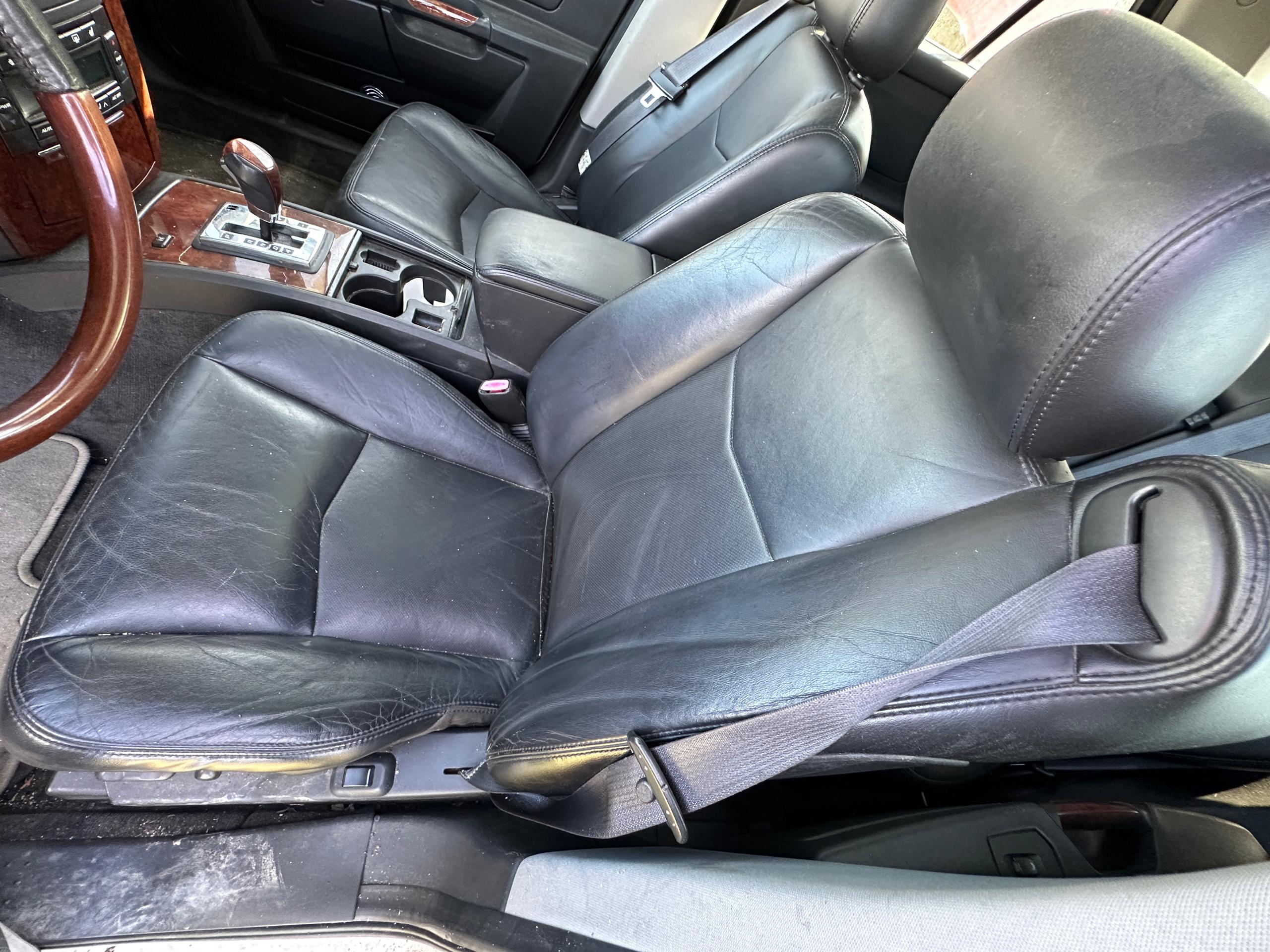2004 Cadillac SRX Silver Used Parts - Image 11