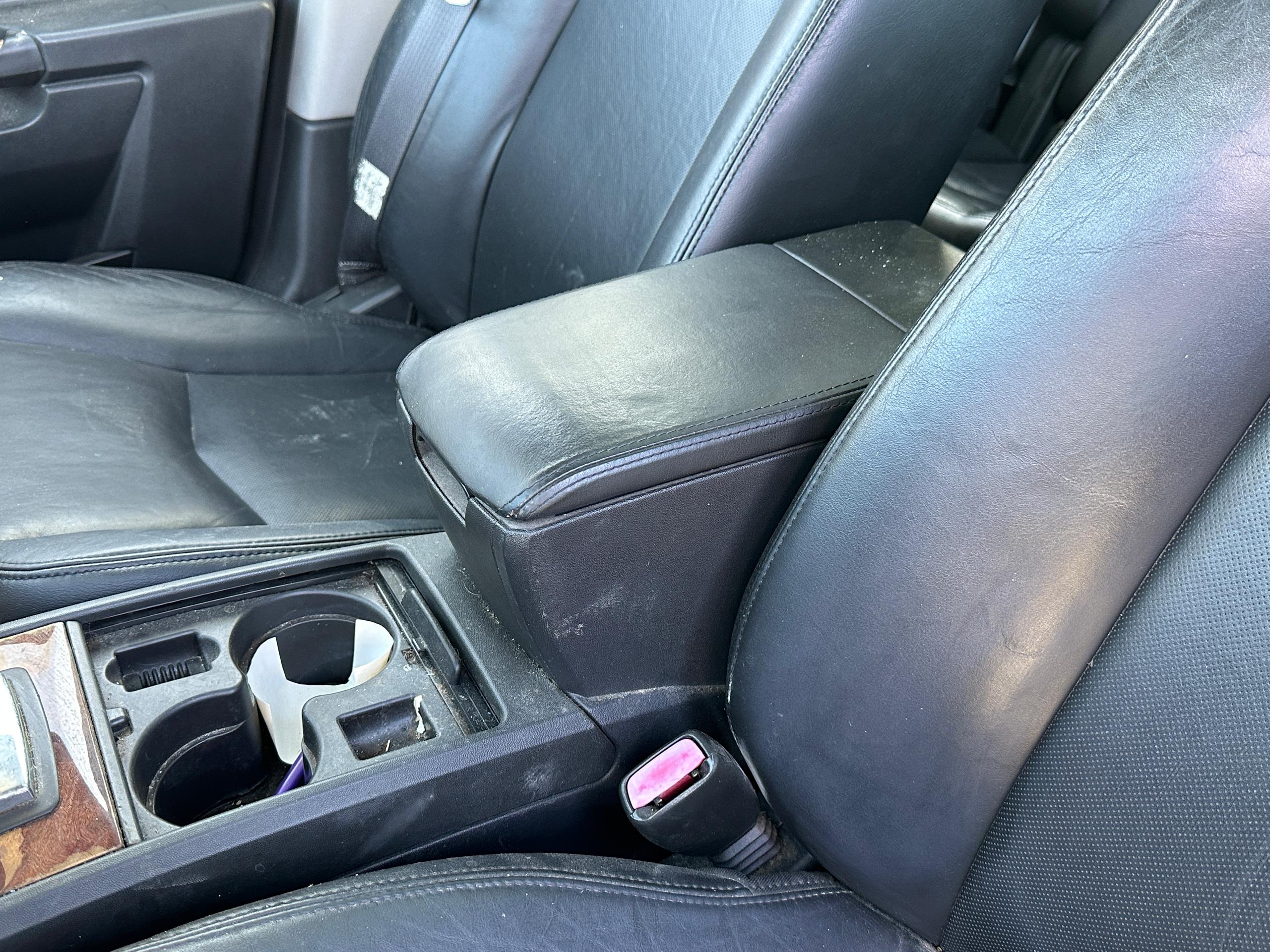 2004 Cadillac SRX Silver Used Parts - Image 19