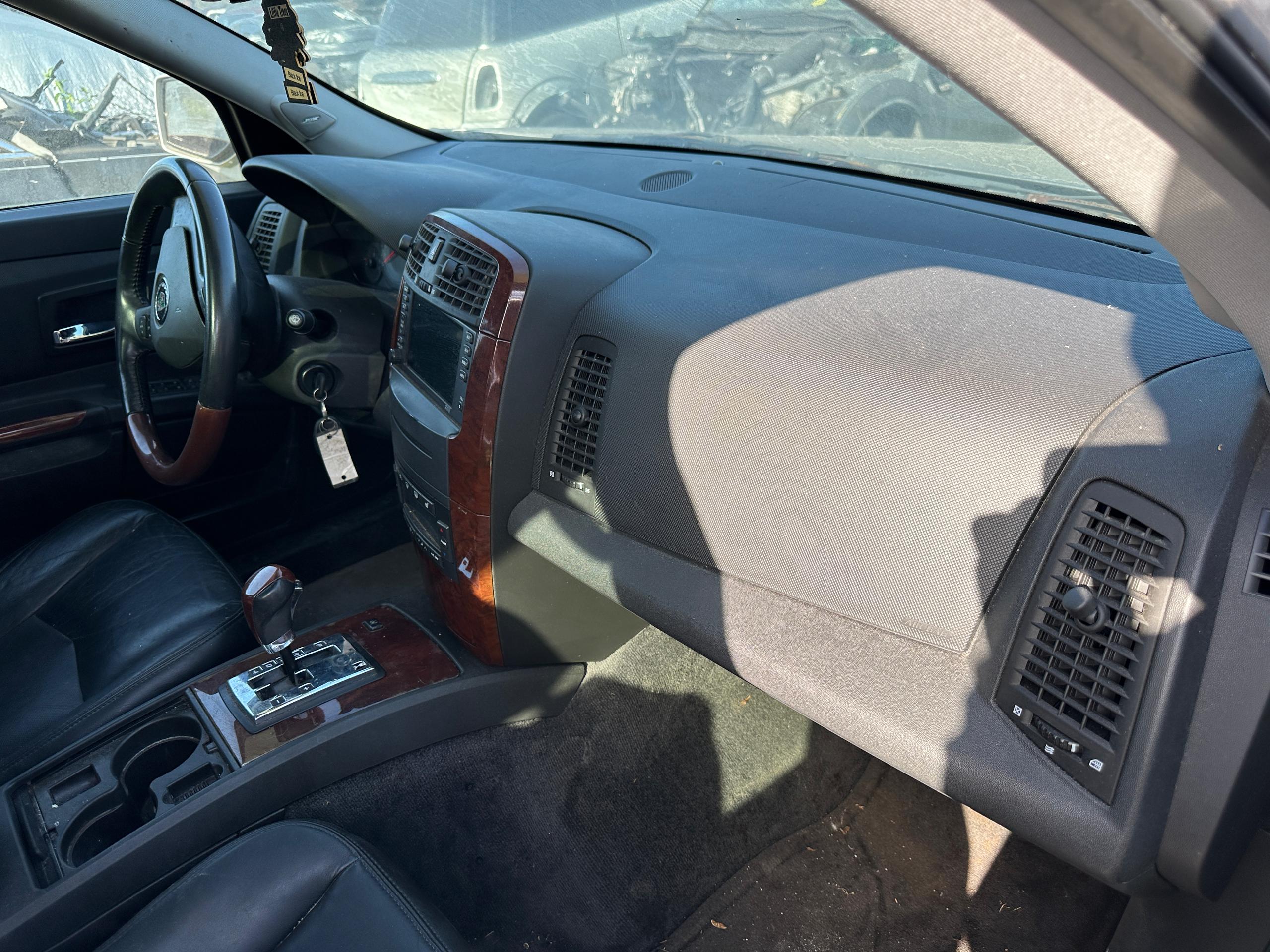 2004 Cadillac SRX Silver Used Parts - Image 23