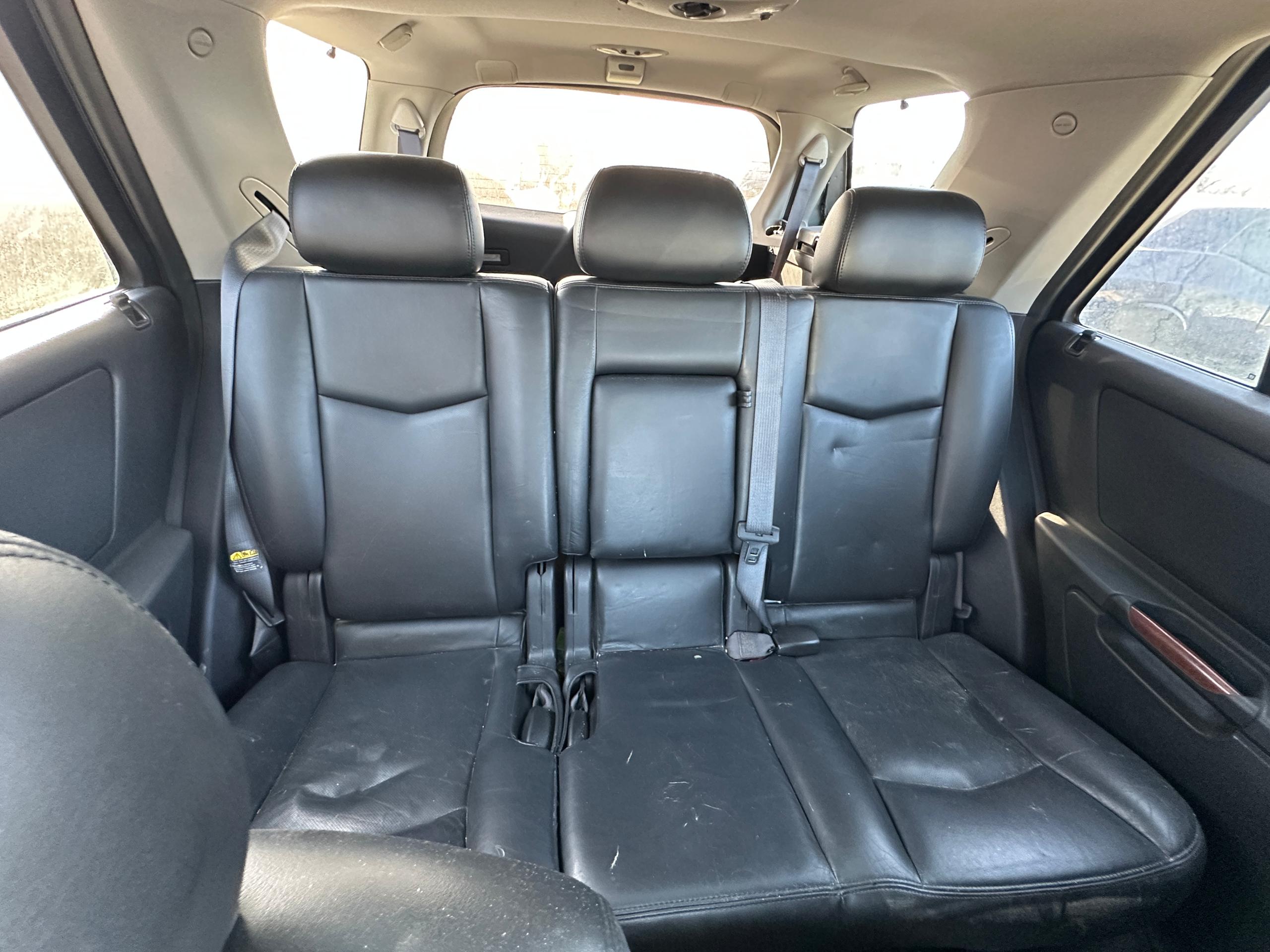 2004 Cadillac SRX Silver Used Parts - Image 34