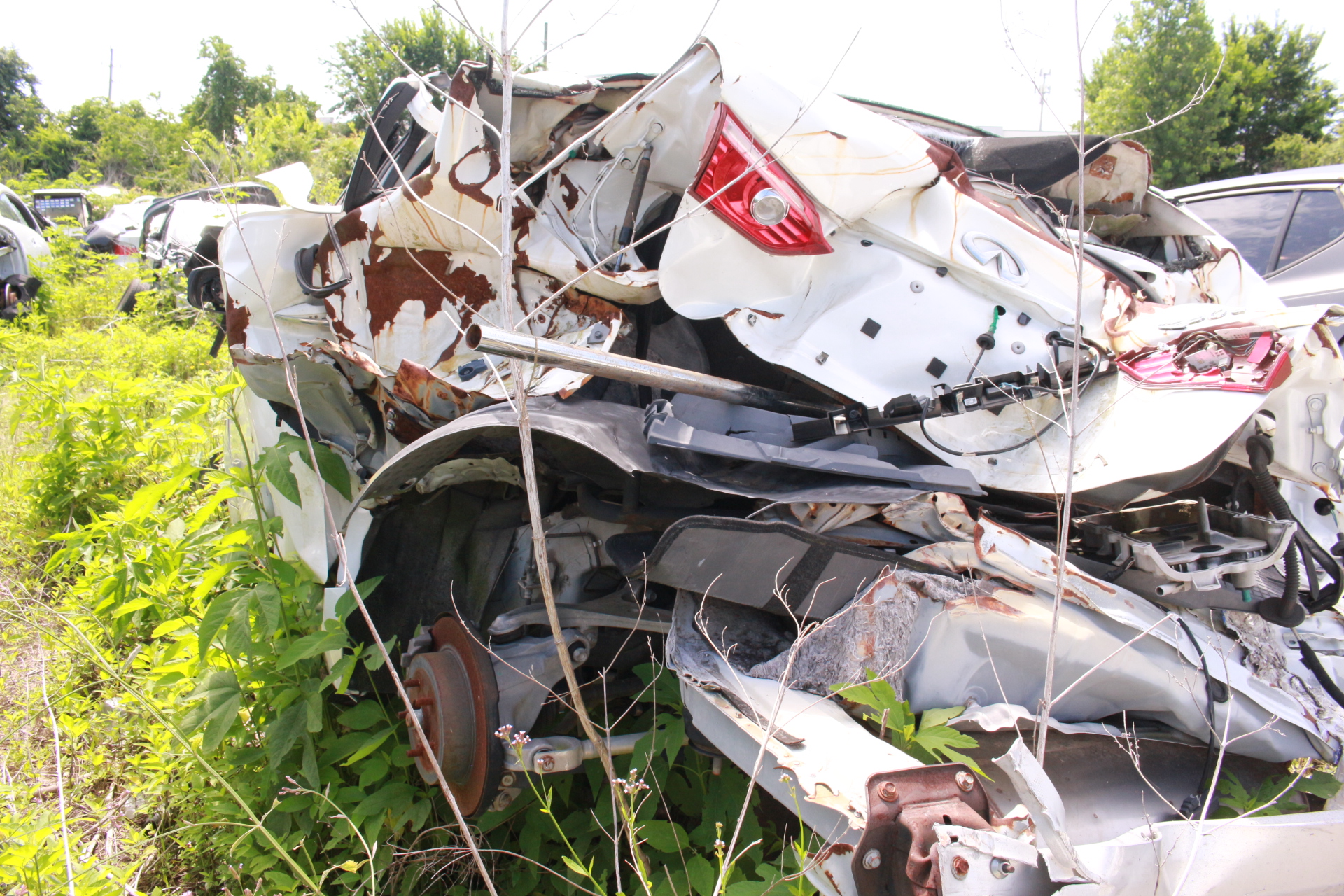 2015 Infiniti Q50 White Used Part - Image 7