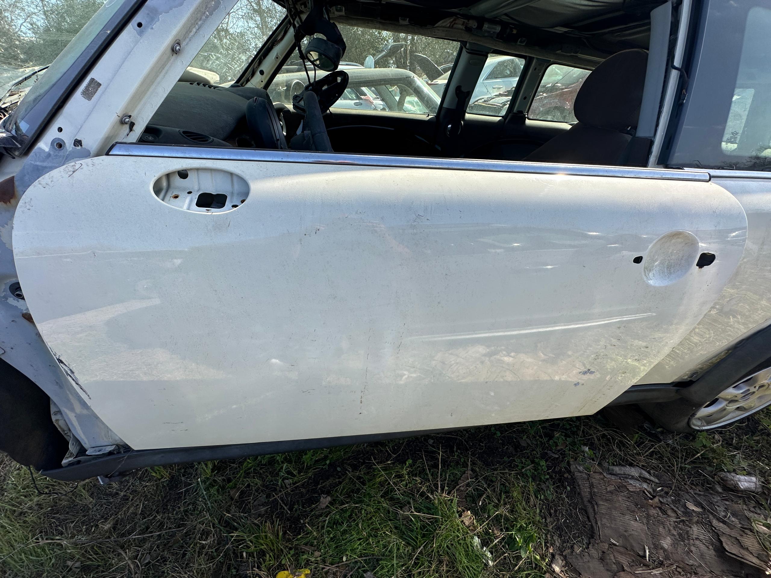 2009 Mini Cooper Clubman White Used Part - Image 15