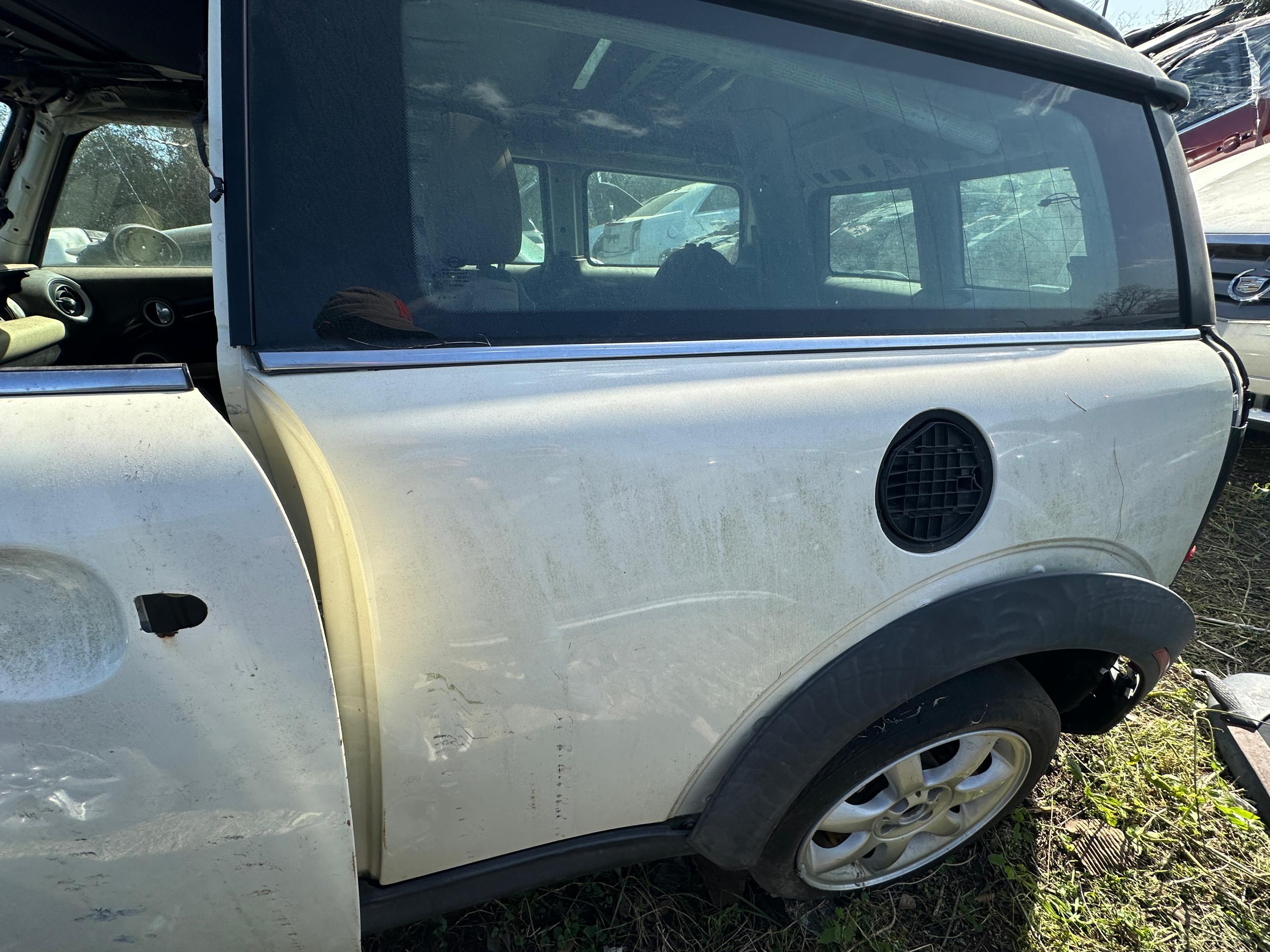 2009 Mini Cooper Clubman White Used Part - Image 16