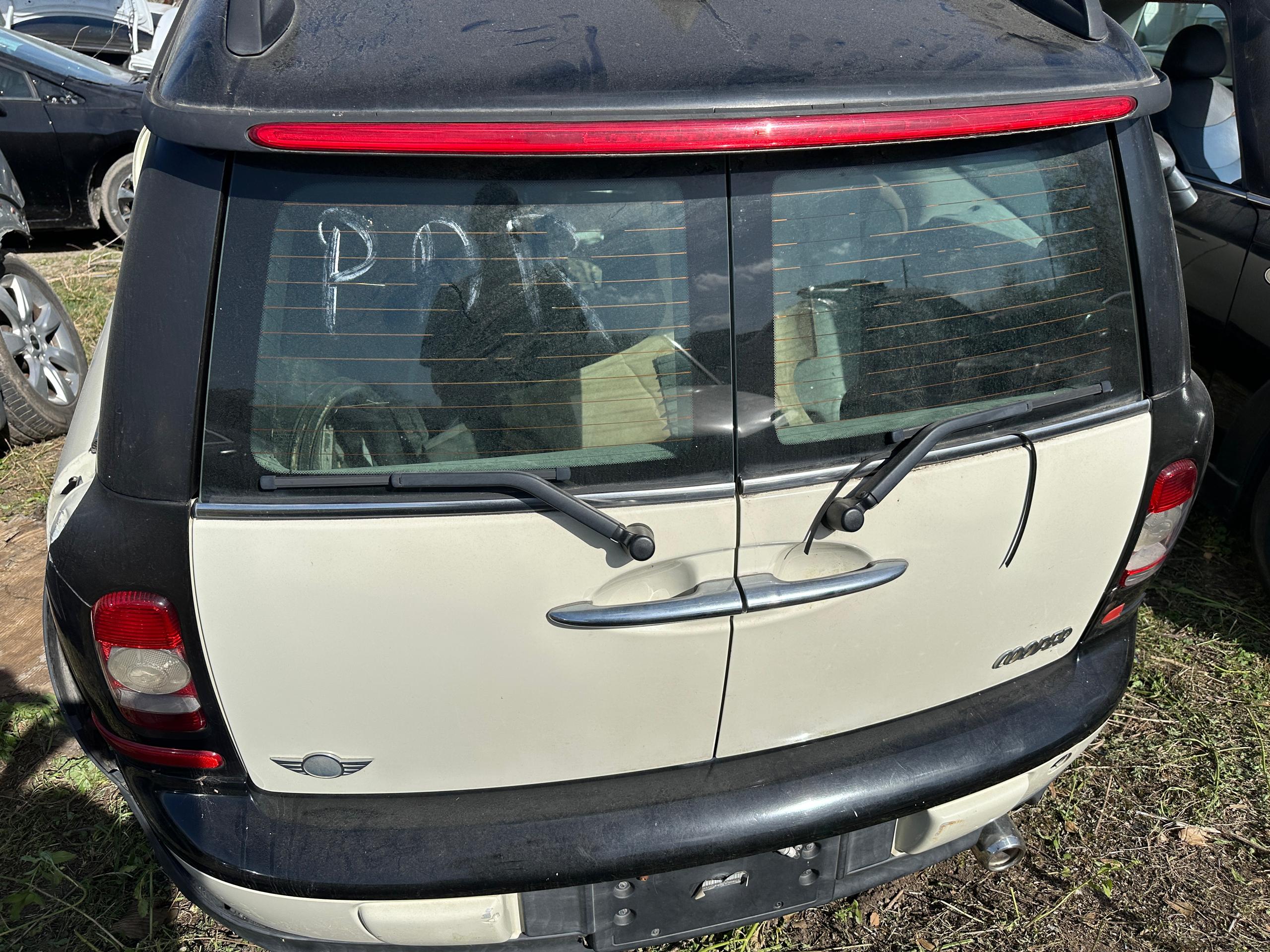 2009 Mini Cooper Clubman White Used Part - Image 18