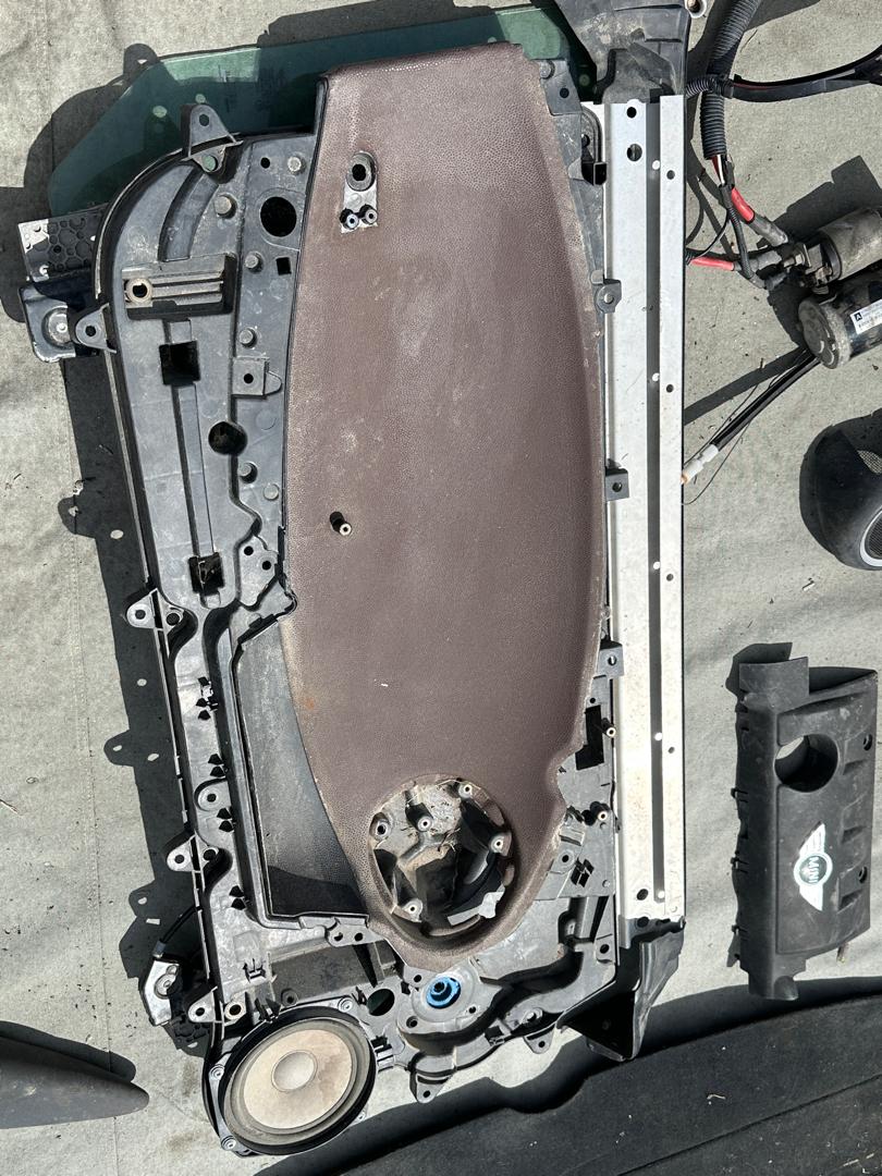 2009 Mini Cooper Clubman White Used Part - Image 23