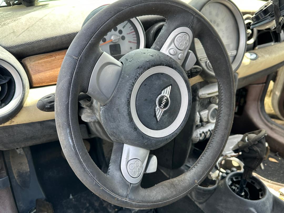 2009 Mini Cooper Clubman White Used Part - Image 25