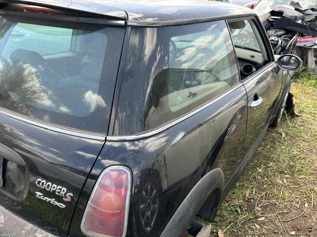 2003 Mini Cooper S Black Used Part - Image 3