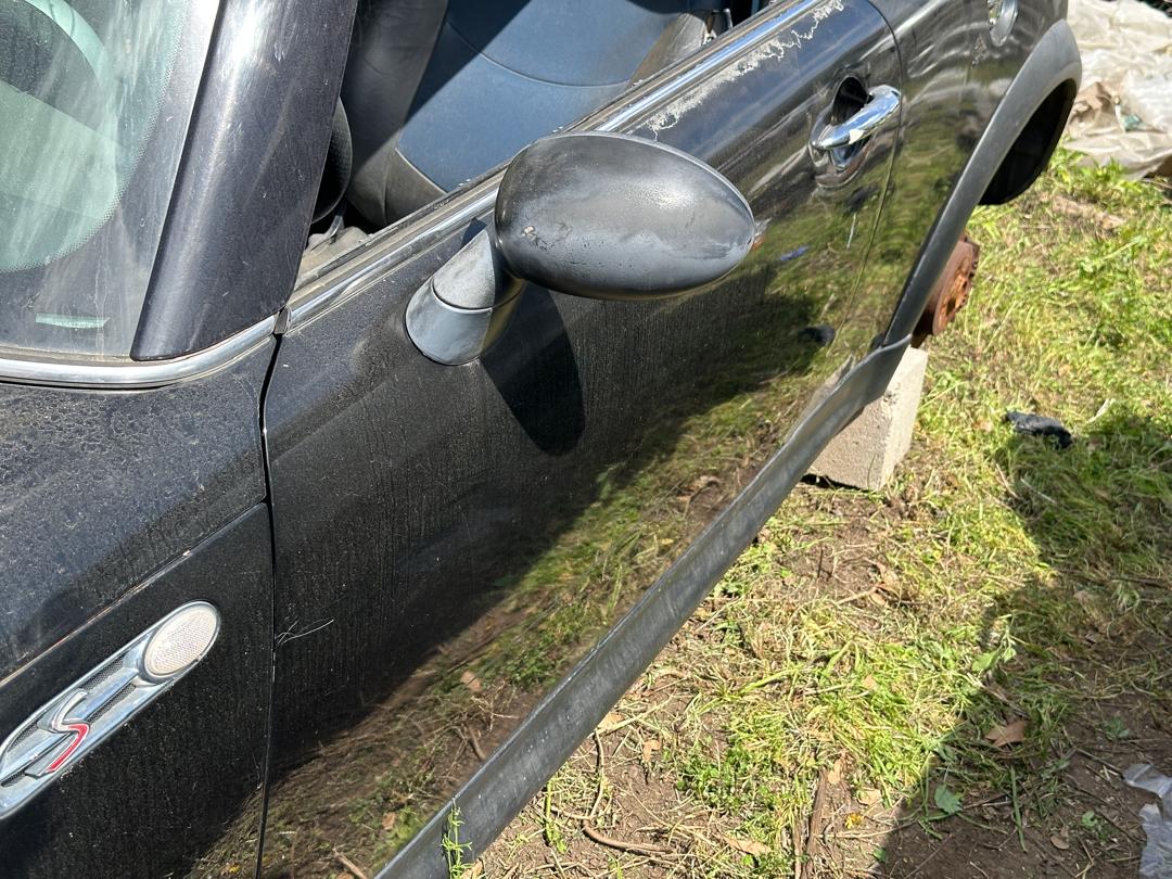 2003 Mini Cooper S Black Used Part - Image 4